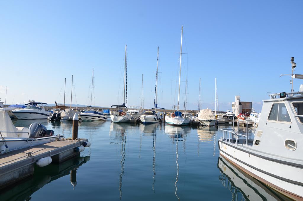 Villarolu Portoscuso Bagian luar foto